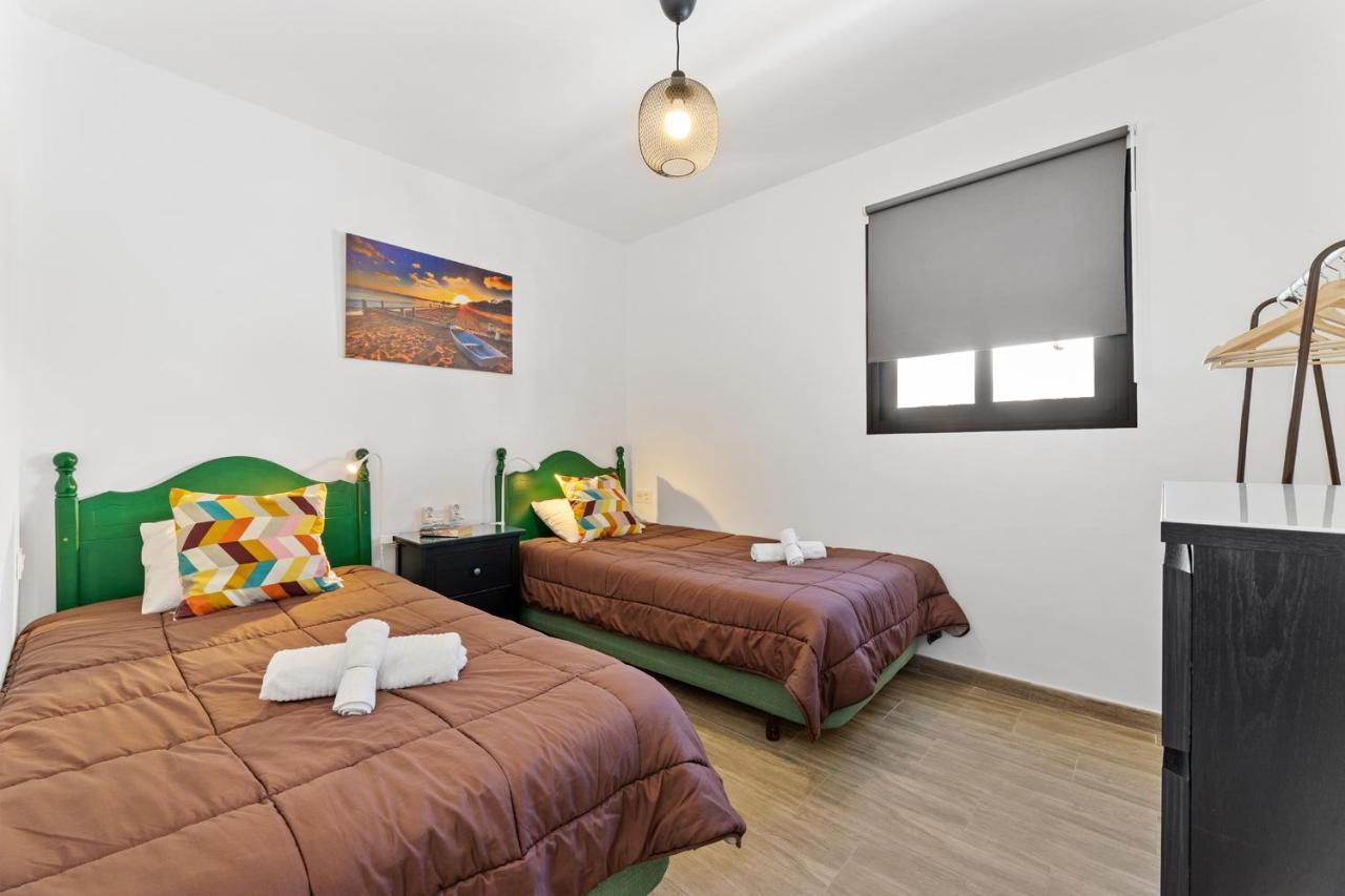 Holiday In Lanzarote! Tias Exterior photo